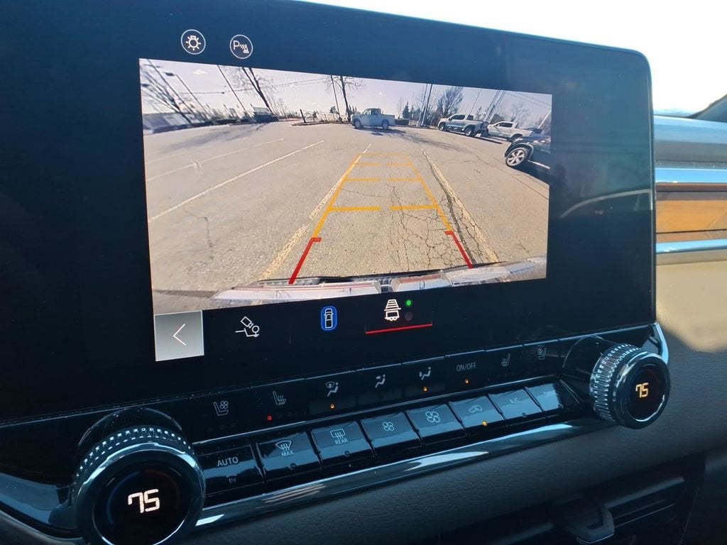 2024 GMC Canyon 4WD Denali