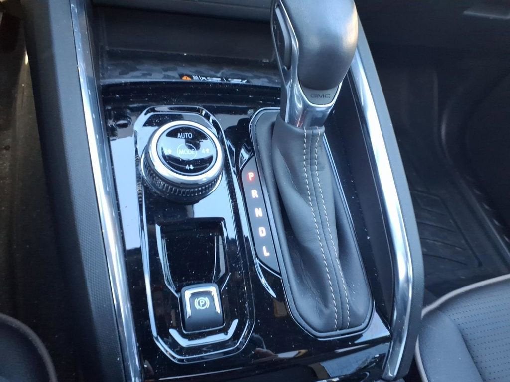 2024 GMC Canyon 4WD Denali