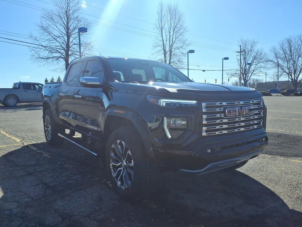 2024 GMC Canyon 4WD Denali
