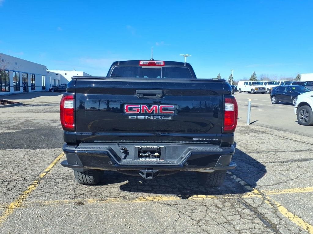 2024 GMC Canyon 4WD Denali