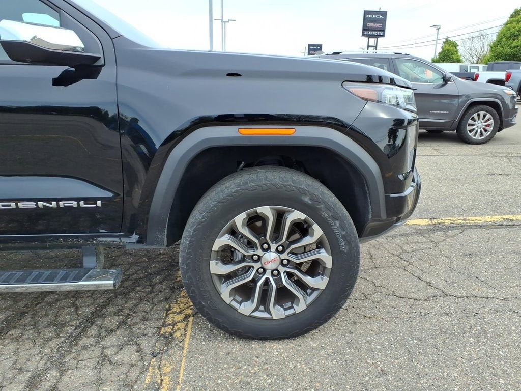 2023 GMC Canyon 4WD Denali