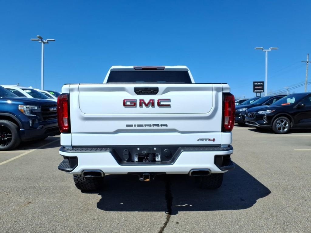 2021 GMC Sierra 1500 AT4
