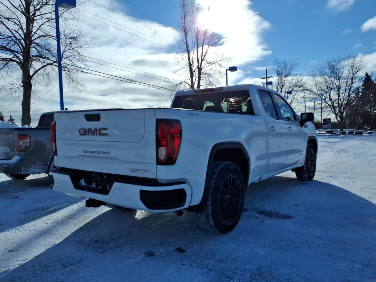 2022 GMC Sierra 1500 Limited Elevation