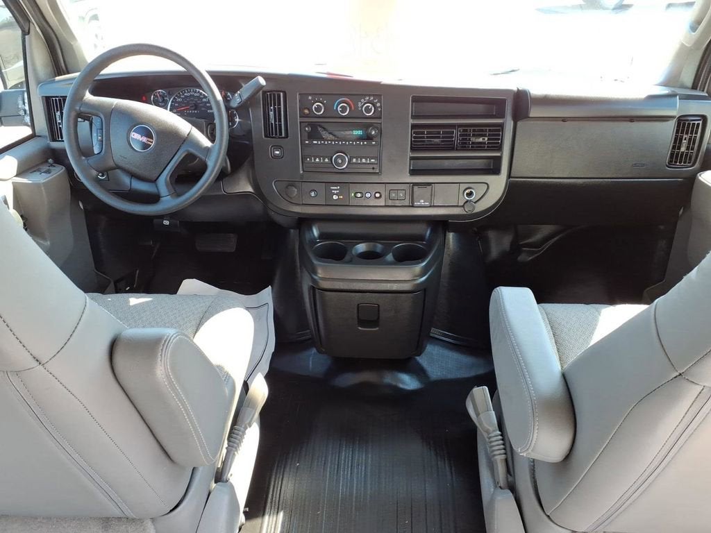 2025 GMC Savana Cargo Base