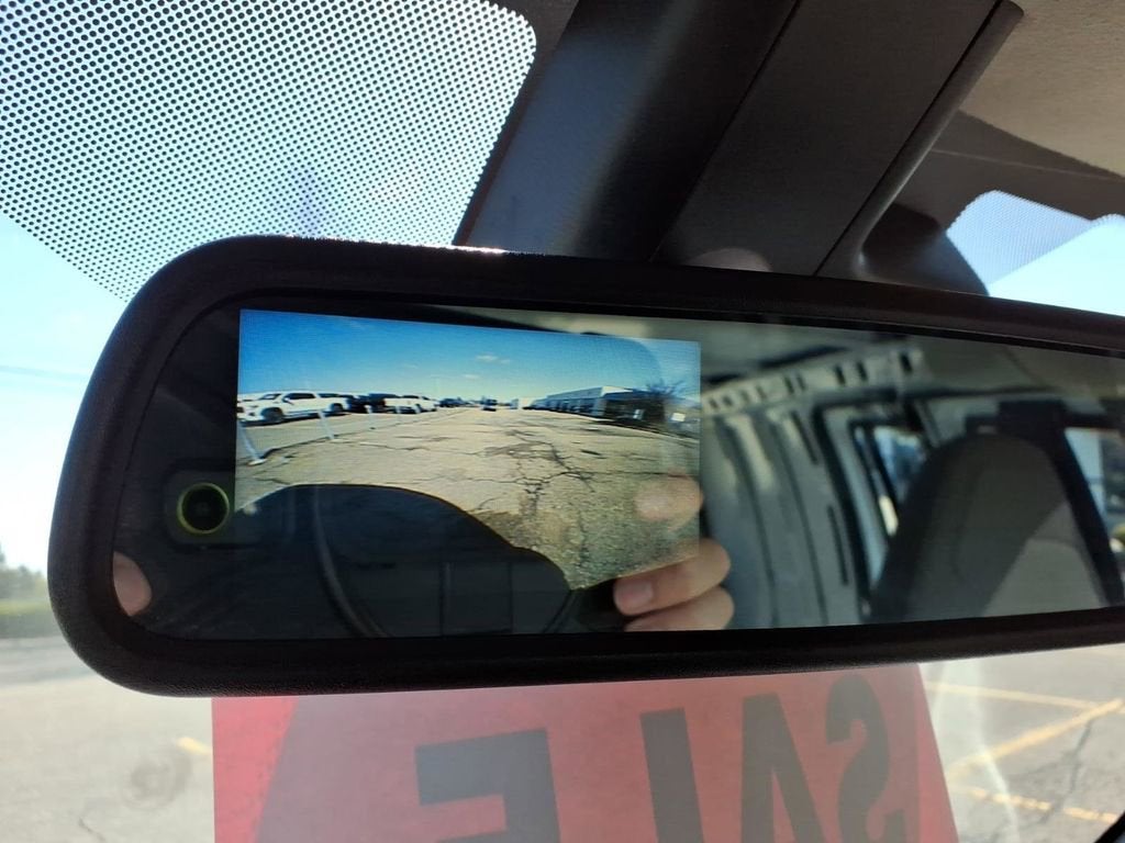 2025 GMC Savana Cargo Base