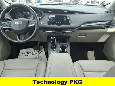 2023 Cadillac XT4 AWD Premium Luxury