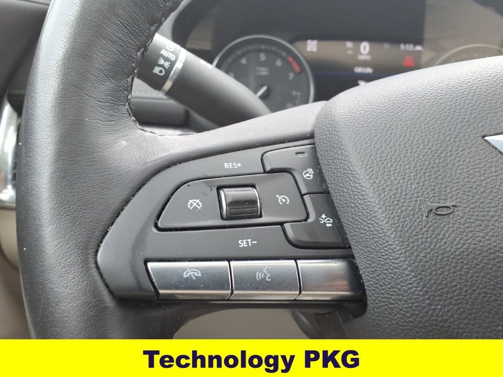 2023 Cadillac XT4 AWD Premium Luxury
