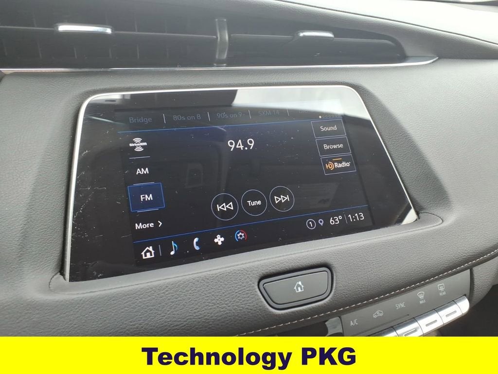 2023 Cadillac XT4 AWD Premium Luxury