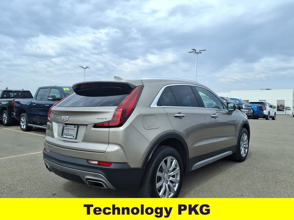 2023 Cadillac XT4 AWD Premium Luxury