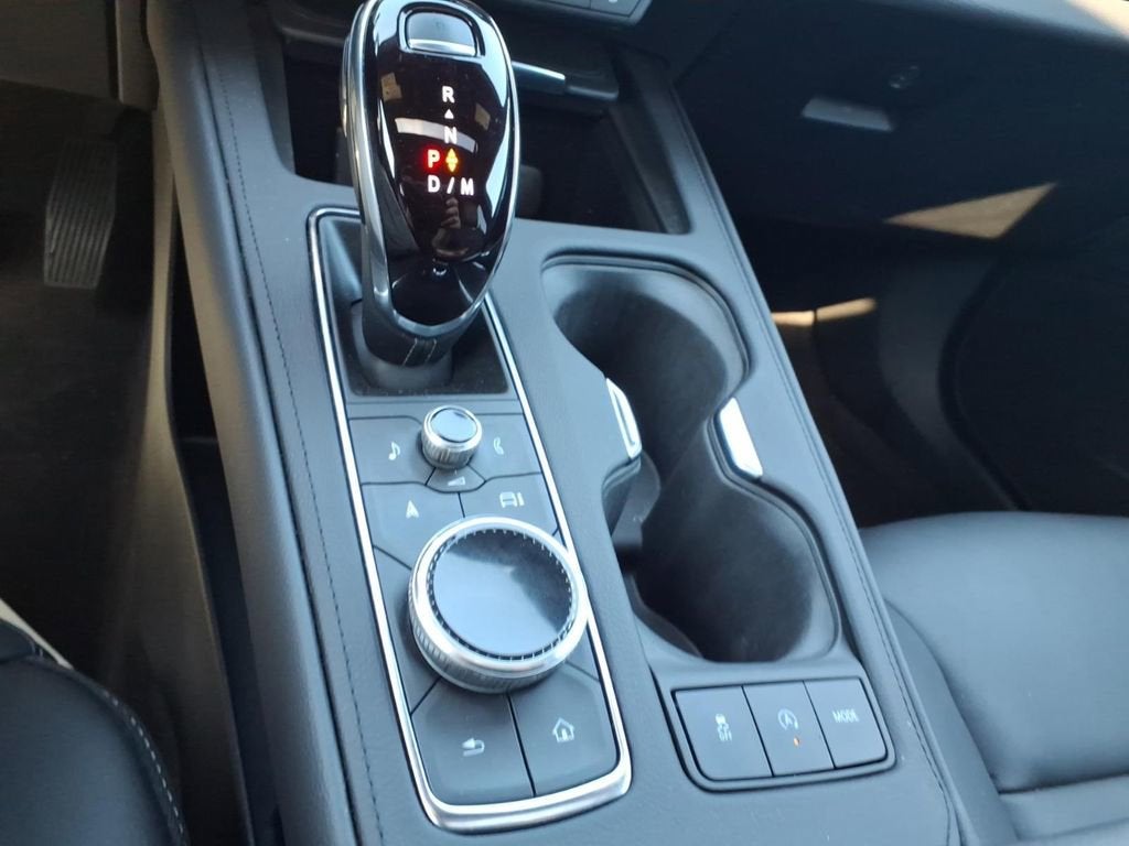 2024 Cadillac XT4 AWD Premium Luxury