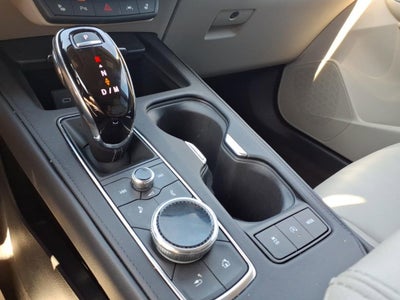 2023 Cadillac XT4 AWD Premium Luxury