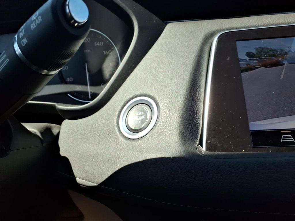 2023 Cadillac XT4 AWD Premium Luxury