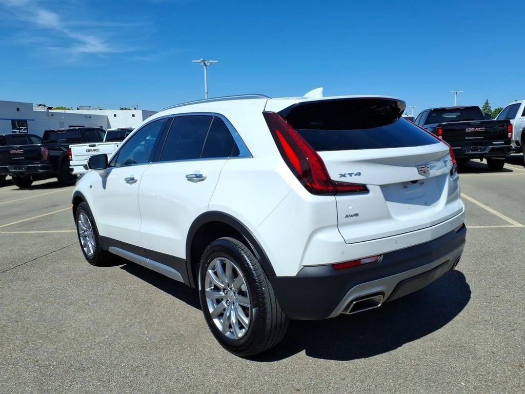 2023 Cadillac XT4 AWD Premium Luxury