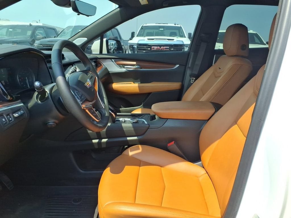 2025 Cadillac XT5 AWD Premium Luxury