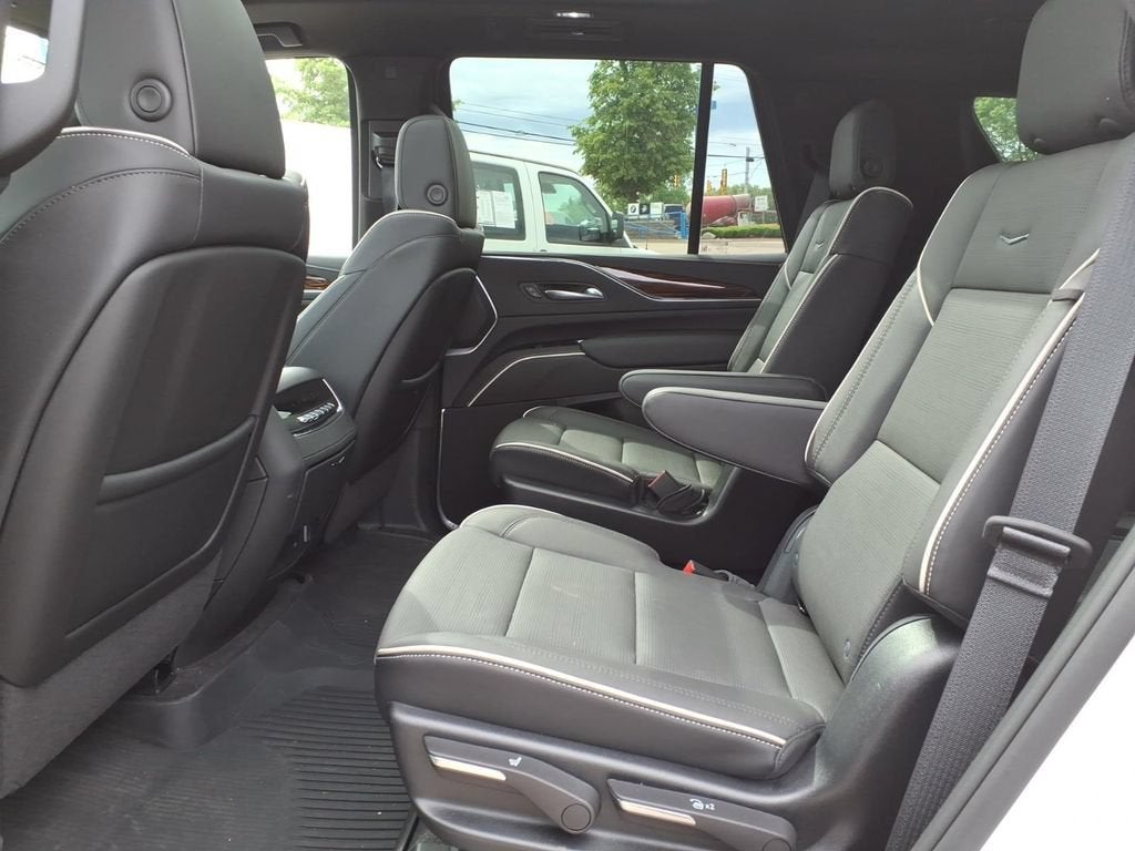 2023 Cadillac Escalade 4WD Premium Luxury