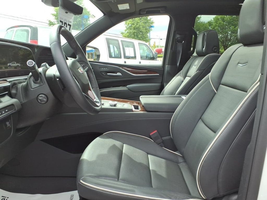 2023 Cadillac Escalade 4WD Premium Luxury