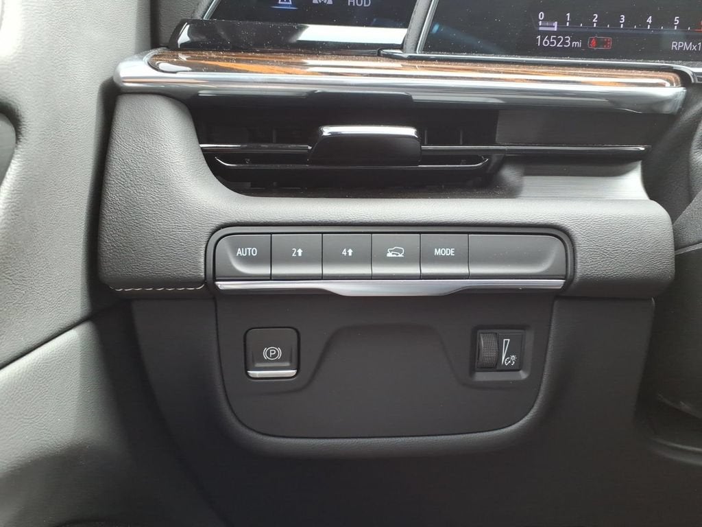 2023 Cadillac Escalade 4WD Premium Luxury