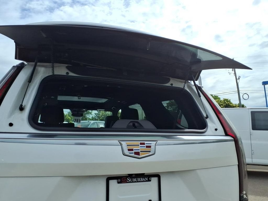 2023 Cadillac Escalade 4WD Premium Luxury