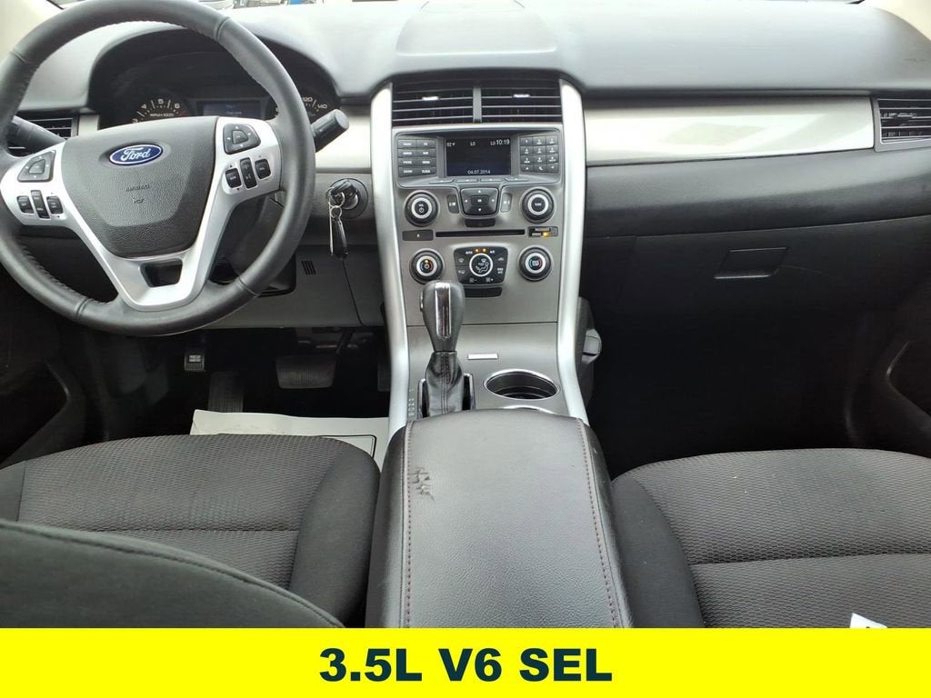 2014 Ford Edge Base