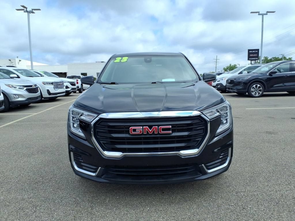 2023 GMC Terrain SLE