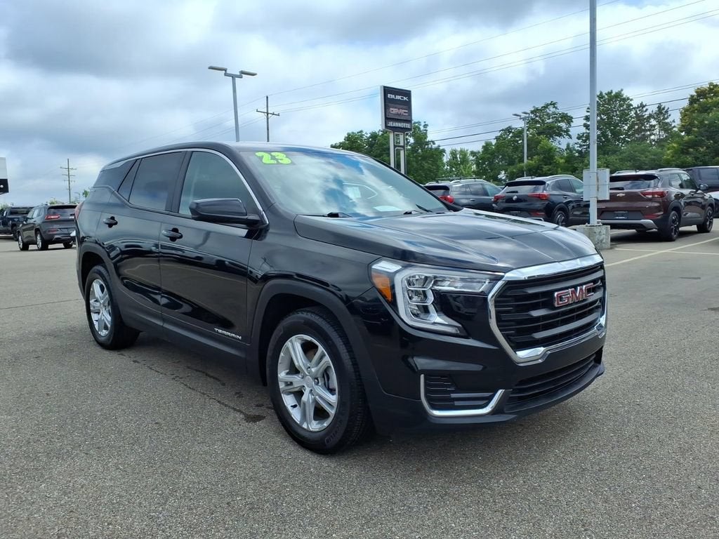 2023 GMC Terrain SLE