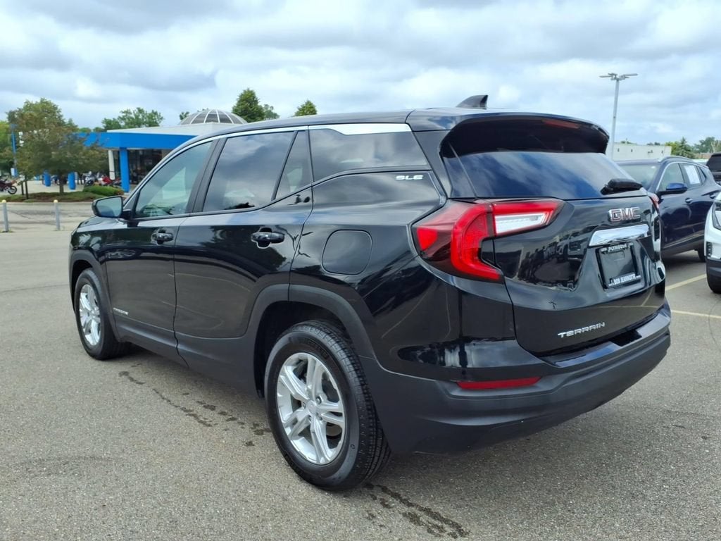 2023 GMC Terrain SLE