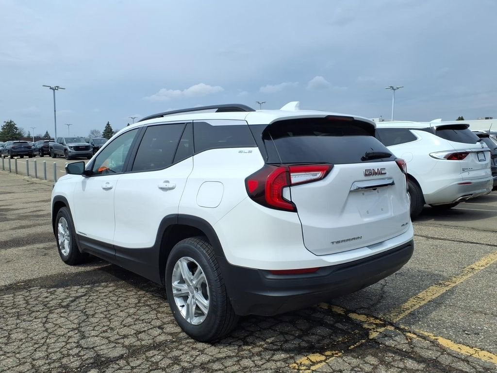 2023 GMC Terrain SLE