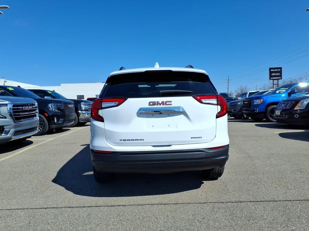 2023 GMC Terrain SLE