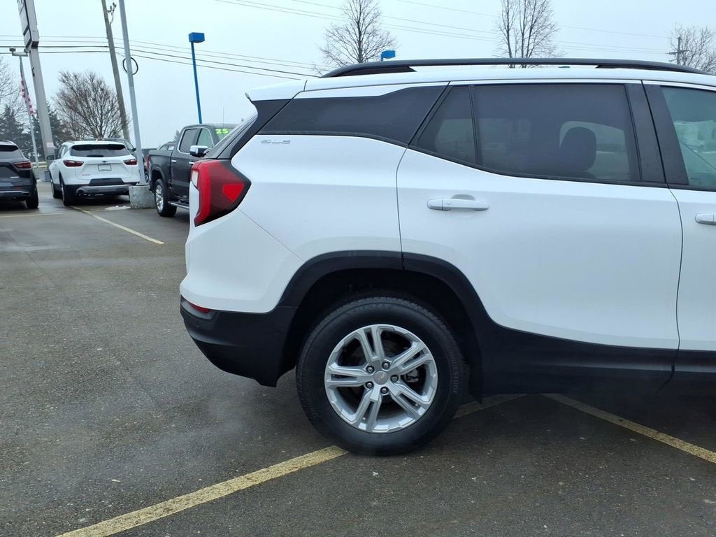 2022 GMC Terrain SLE