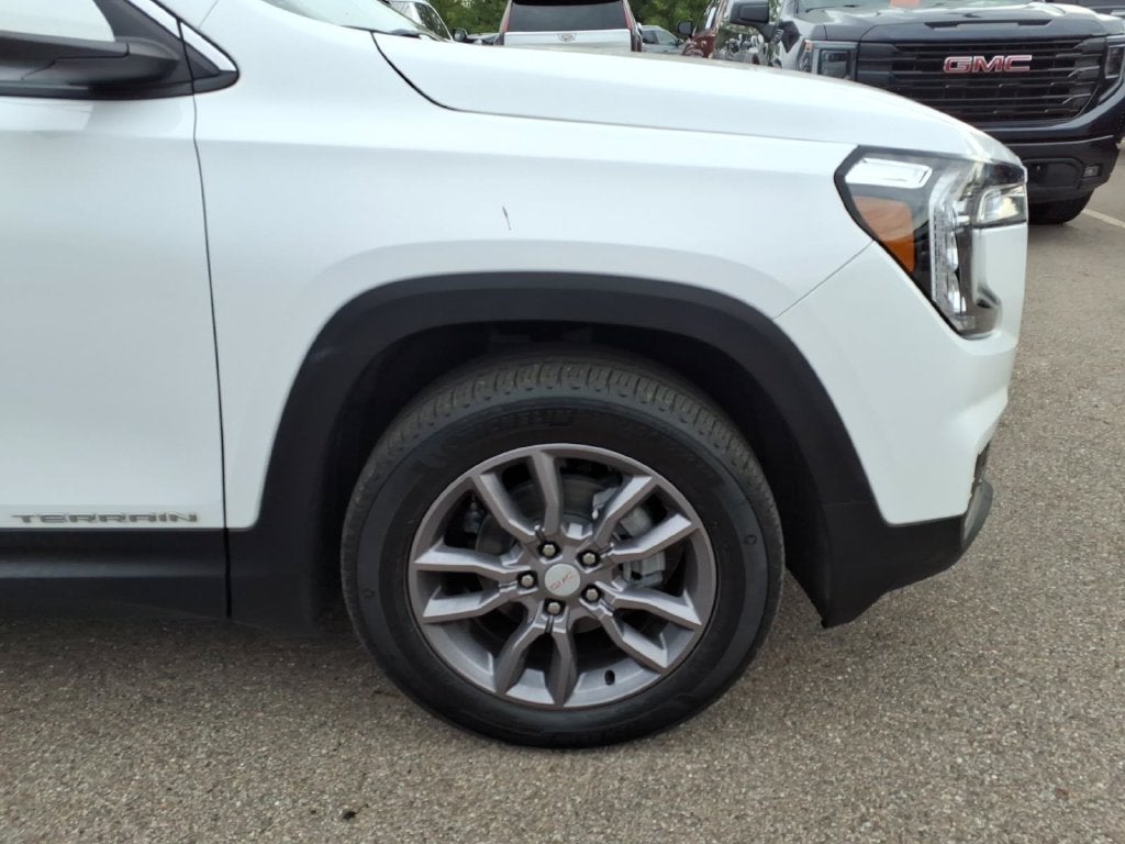 2023 GMC Terrain SLT
