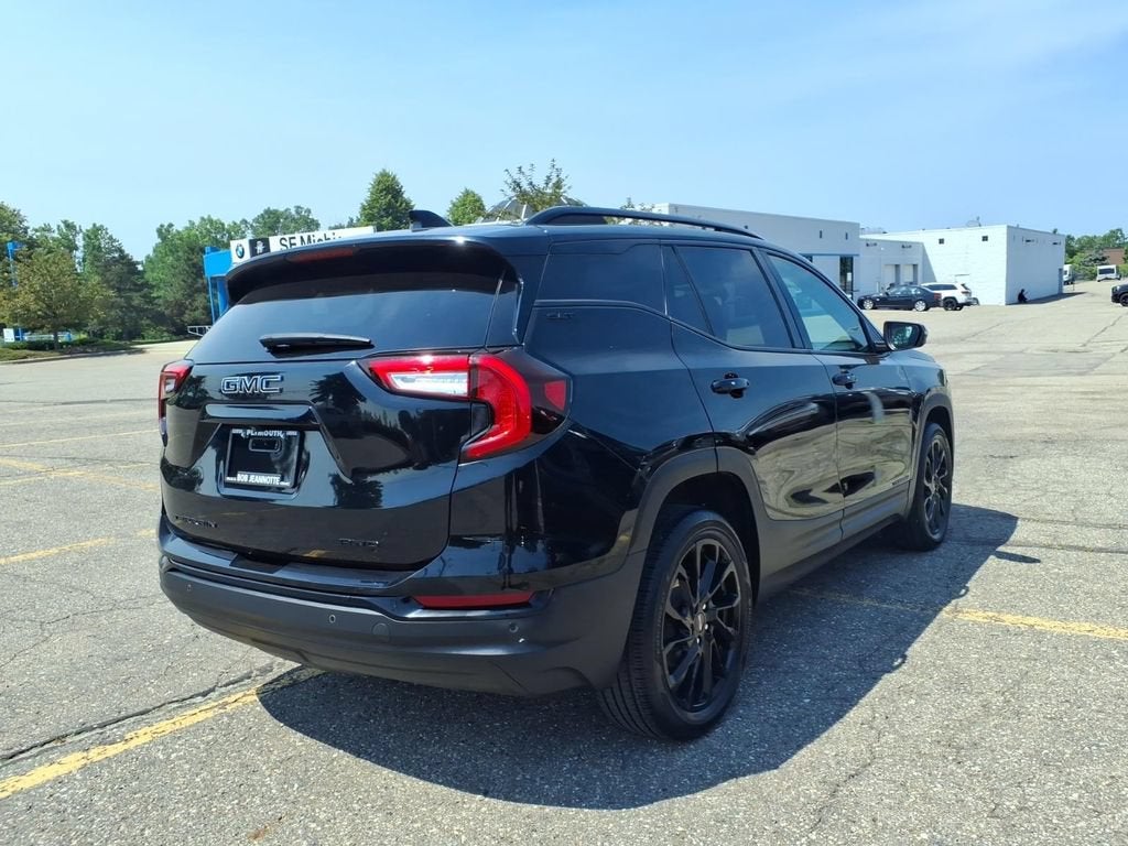 2023 GMC Terrain SLT
