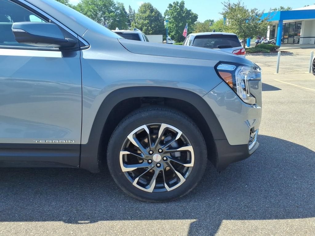 2023 GMC Terrain SLT