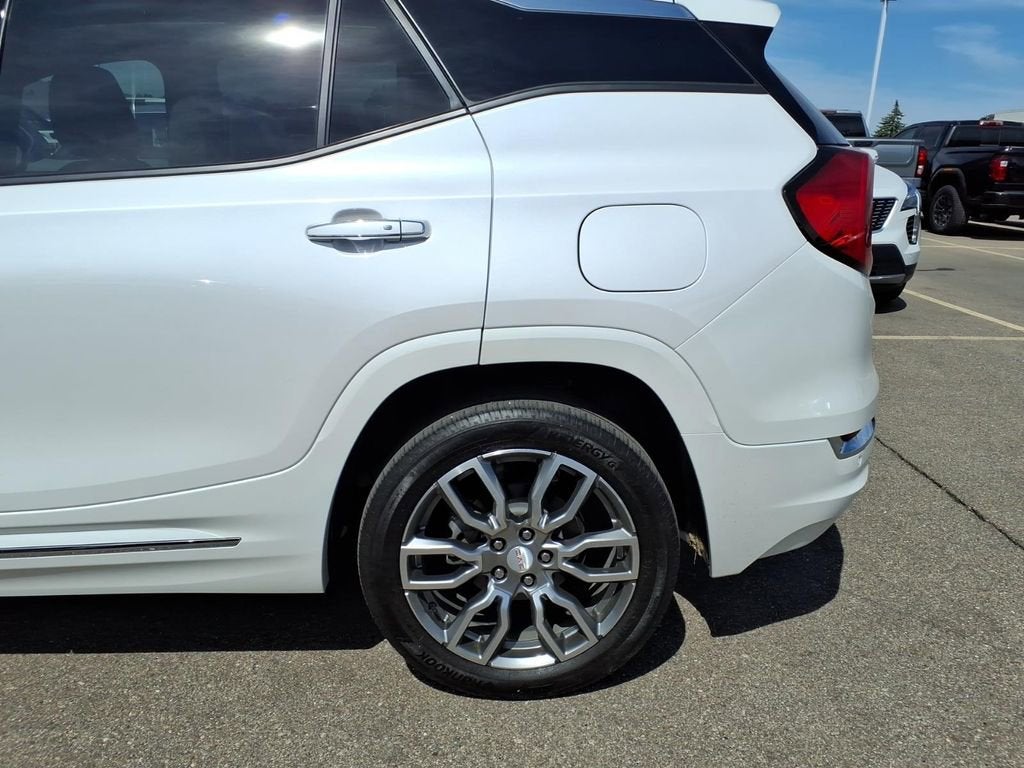 2023 GMC Terrain Denali