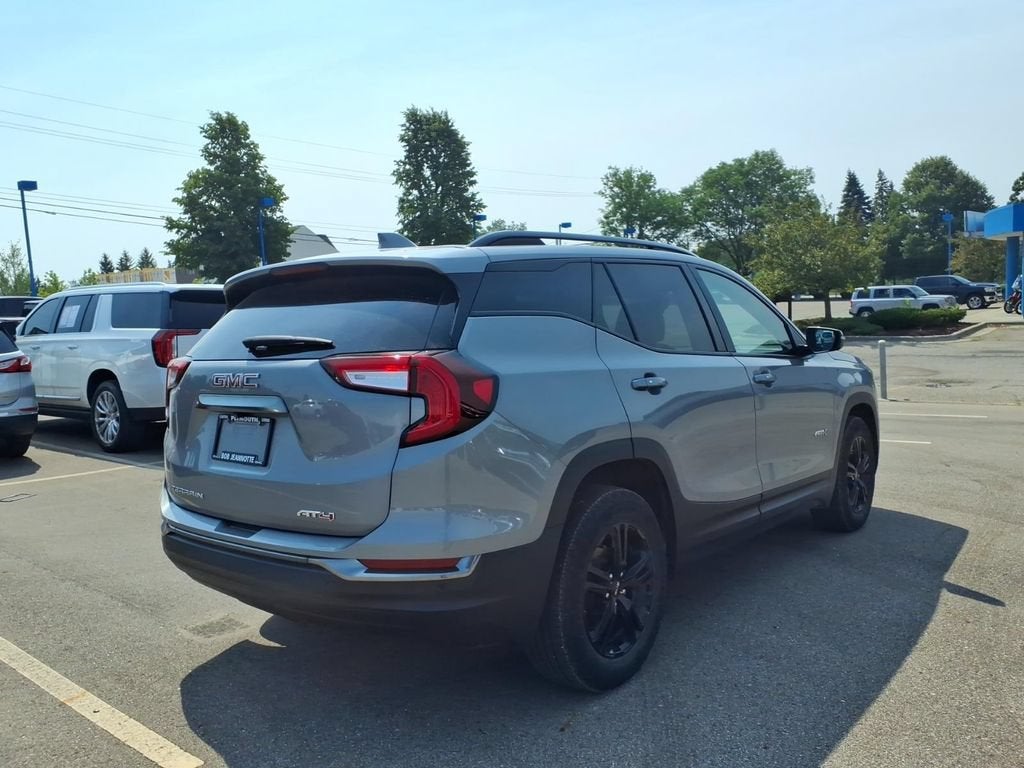 2024 GMC Terrain AT4