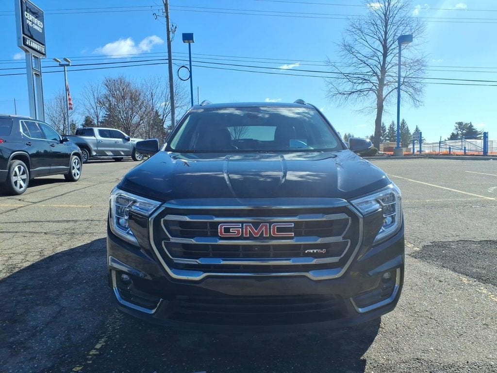 2023 GMC Terrain AT4