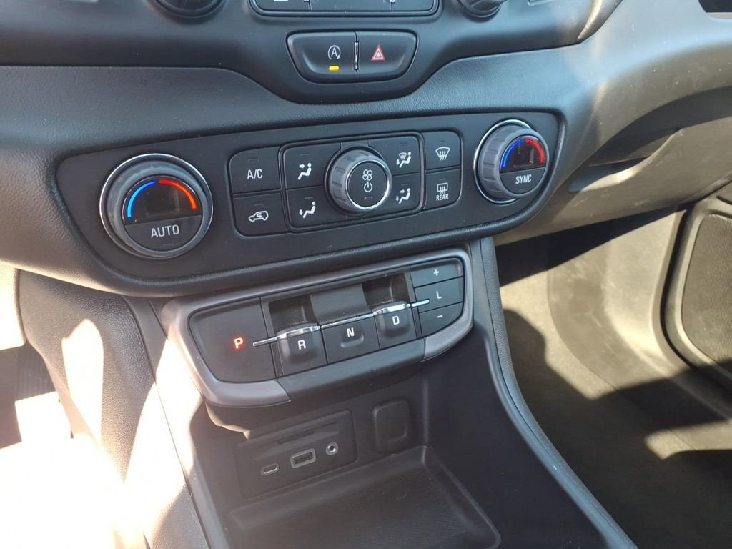 2022 GMC Terrain AT4