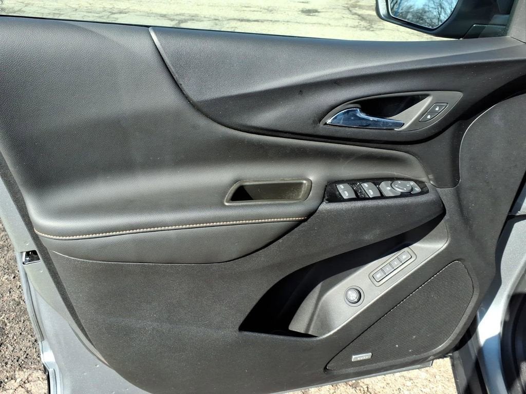 2023 Chevrolet Equinox Base