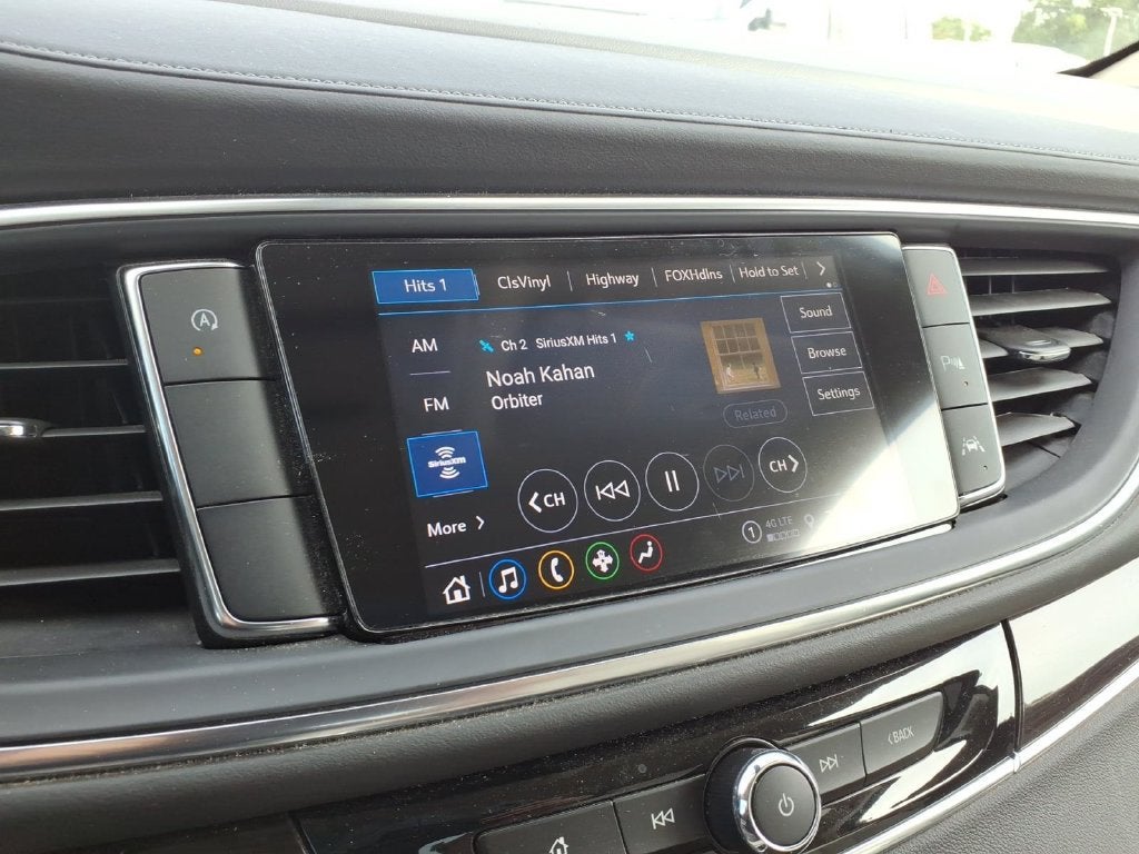2024 Buick Enclave Essence