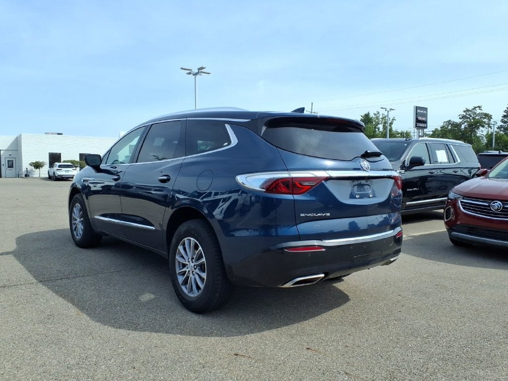 2024 Buick Enclave Essence