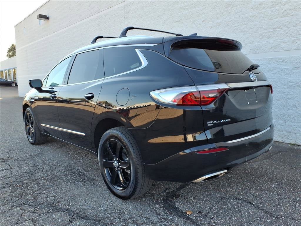 2024 Buick Enclave Essence