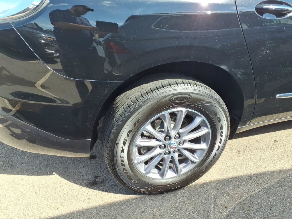 2024 Buick Enclave Essence