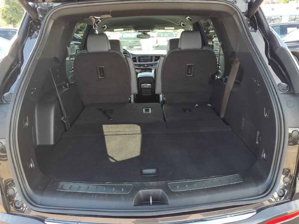 2024 Buick Enclave Essence