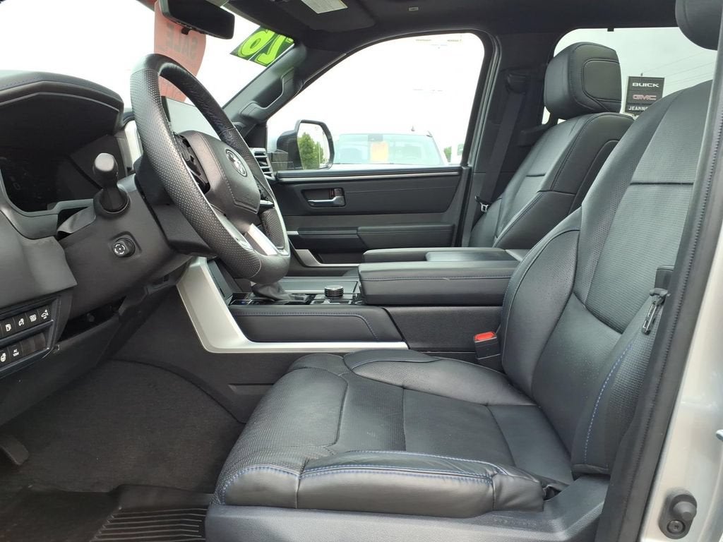 2025 Toyota Tundra Hybrid Platinum Hybrid