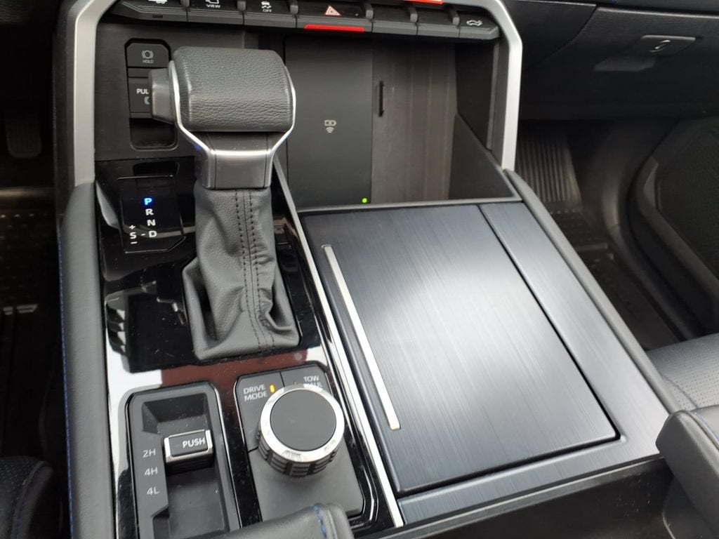 2025 Toyota Tundra Hybrid Platinum Hybrid