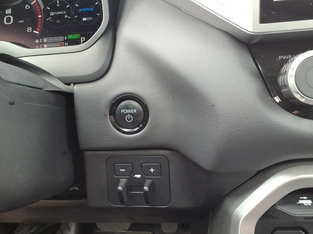 2025 Toyota Tundra Hybrid Platinum Hybrid