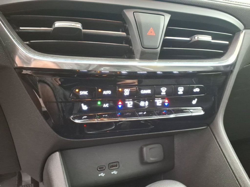 2024 Buick Encore GX Avenir