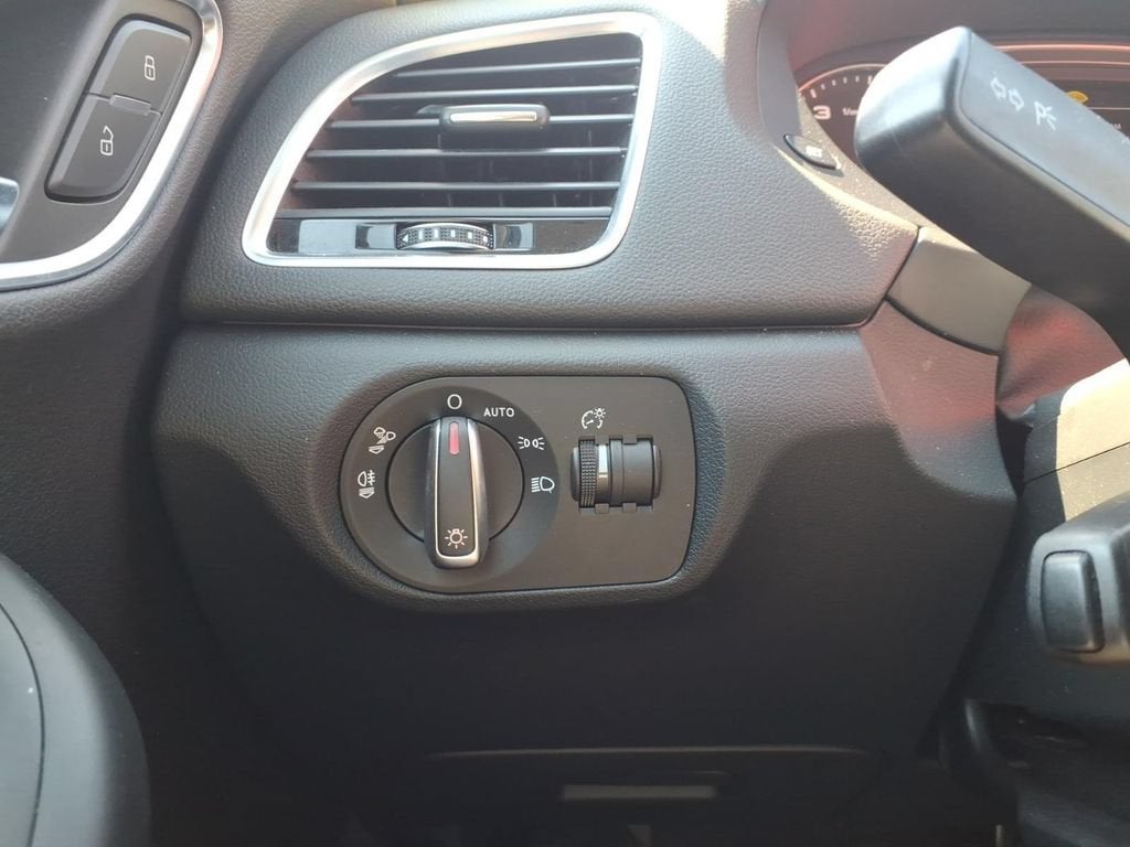 2016 Audi Q3 Premium Plus